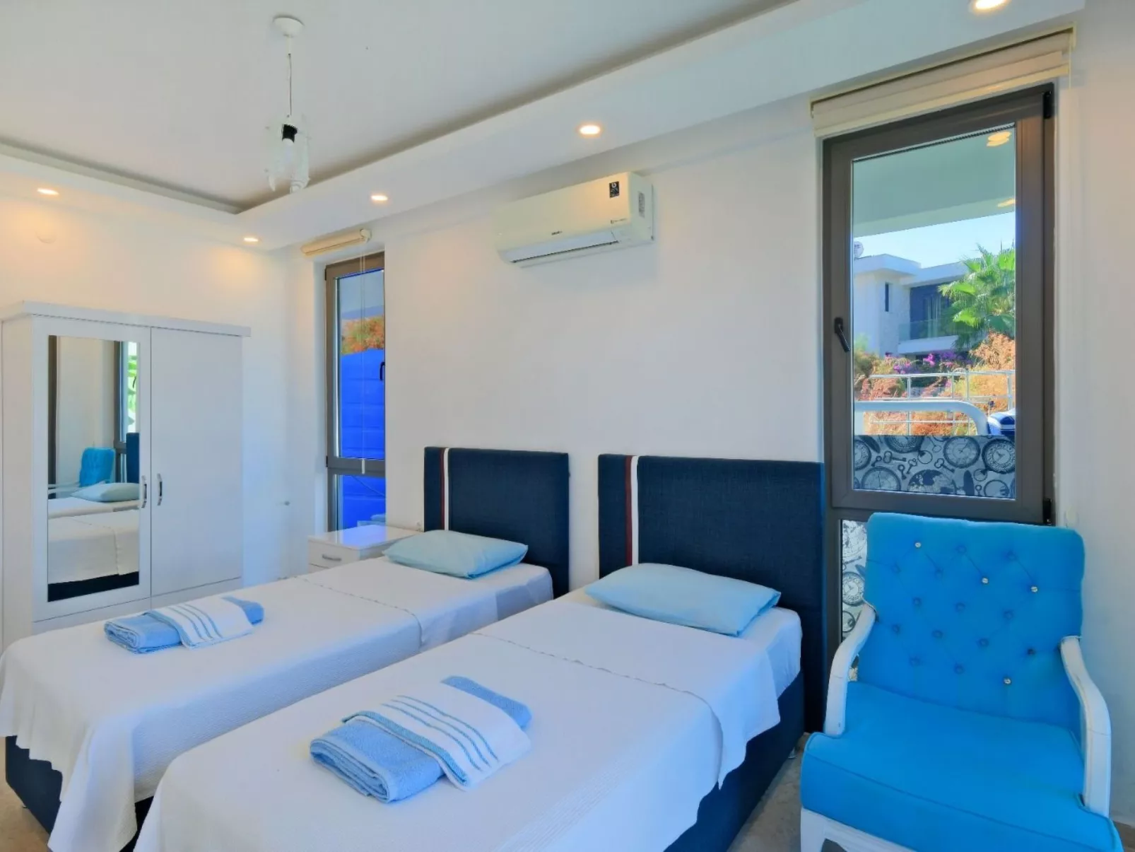 Villa mit unfassbarem Meerblick-Image-tags.info