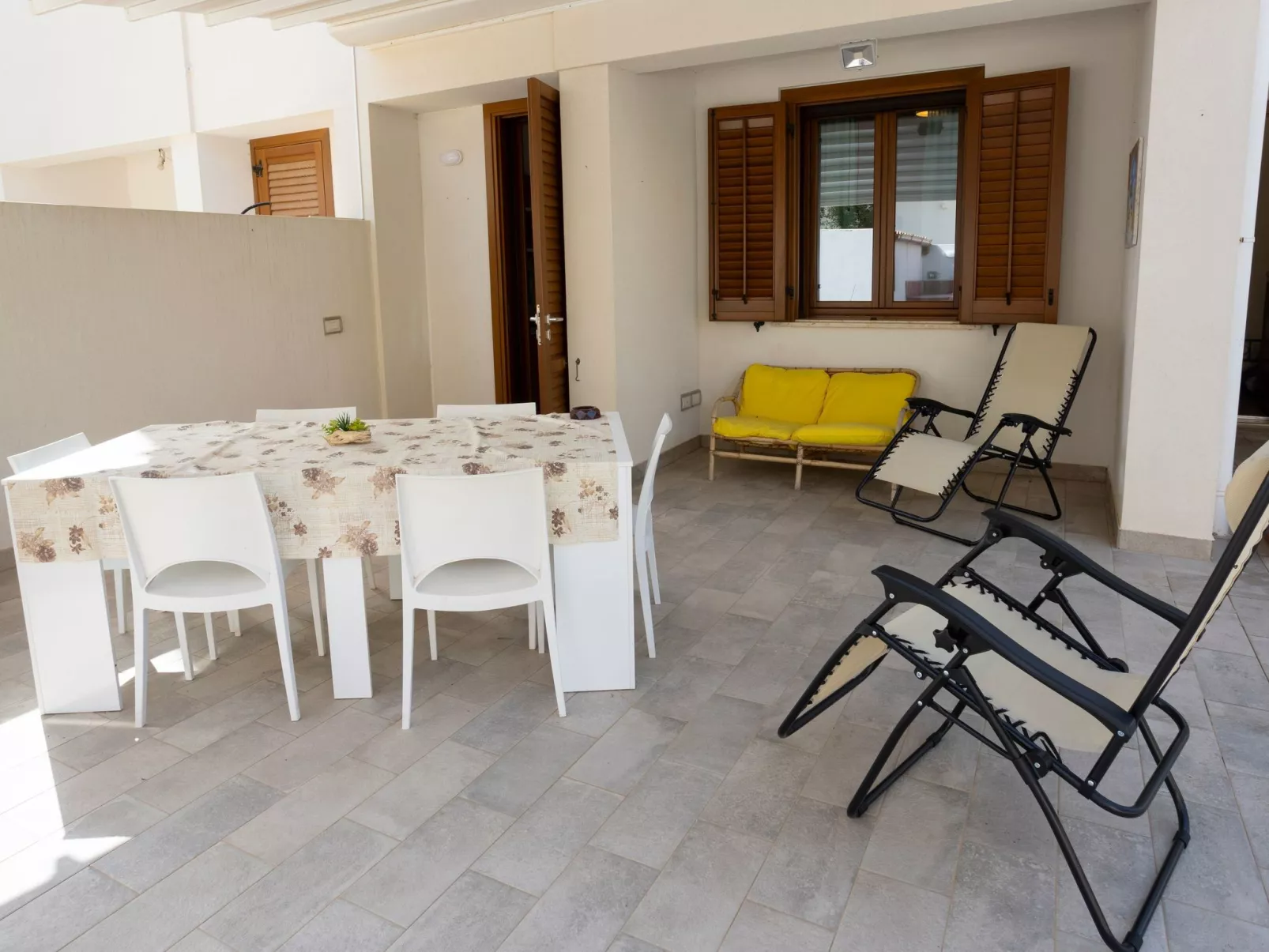 La casetta di leo-Binnen