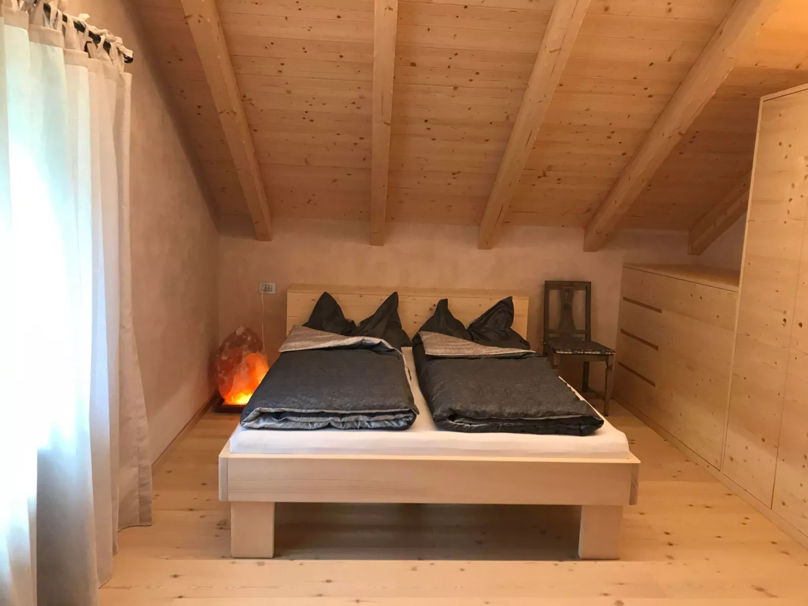 Chalet 'Casa al Pozzo' mit Bergblick-Binnen