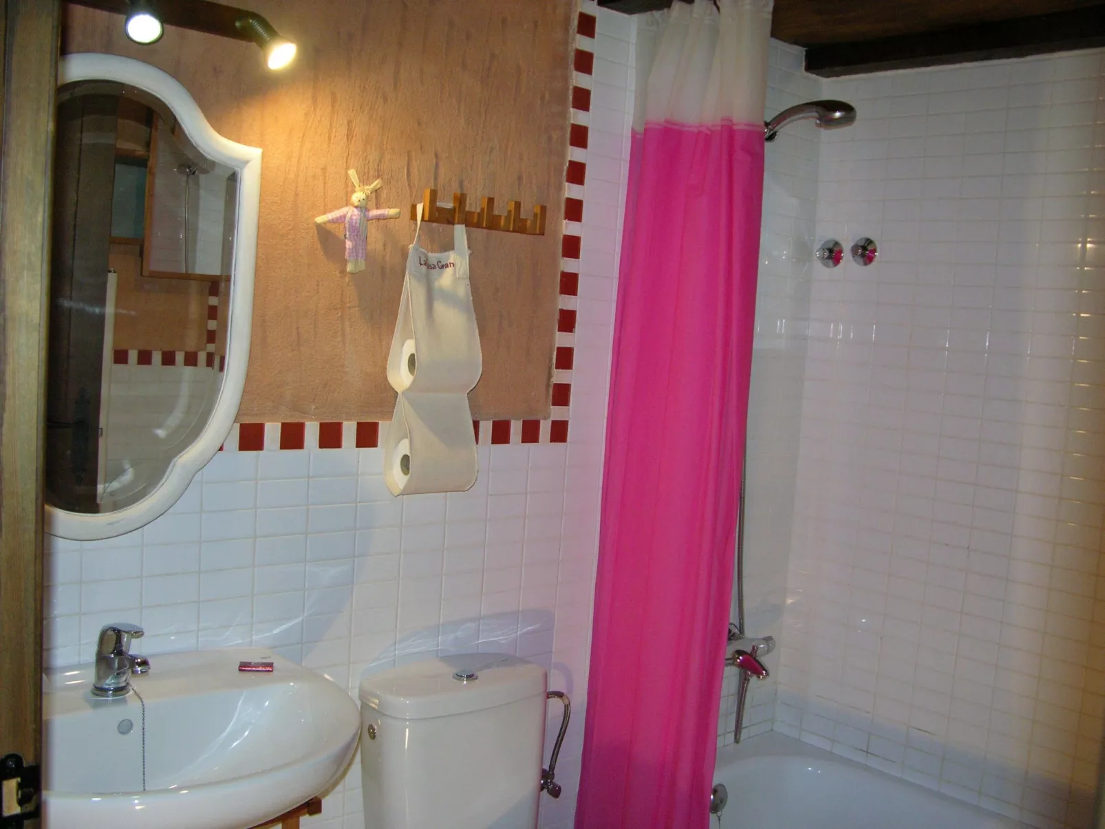 Wohnung Ebrón, Blick auf das Tal. - Binnen