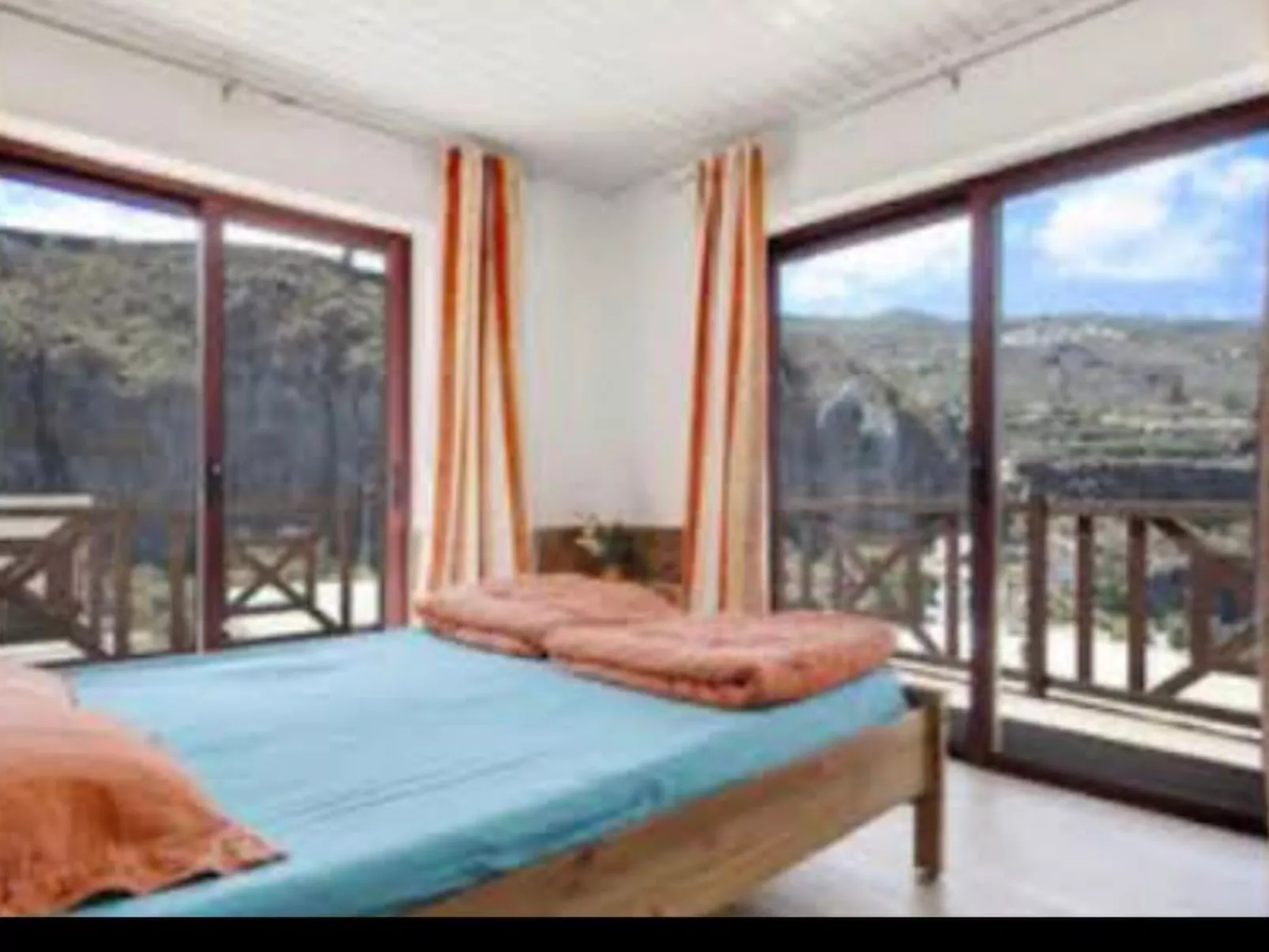 BALI - Subtropen-Domizil SAN MARCOS WIFI + PARKEN FREI-Binnen