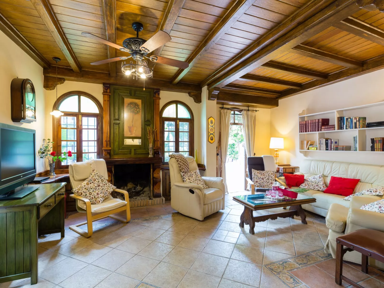 Finca 'La Casa de Illora-Binnen