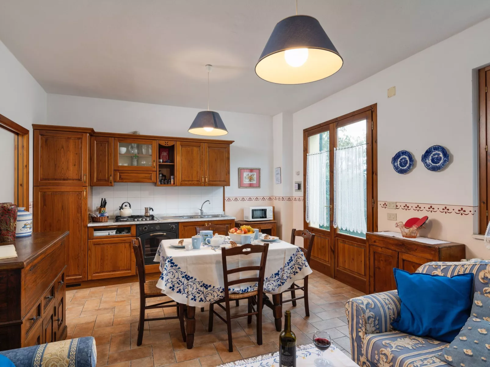 Wohnung in einem Ferienhaus mit Schwimmbad im Herzen der Toskana.-Binnen