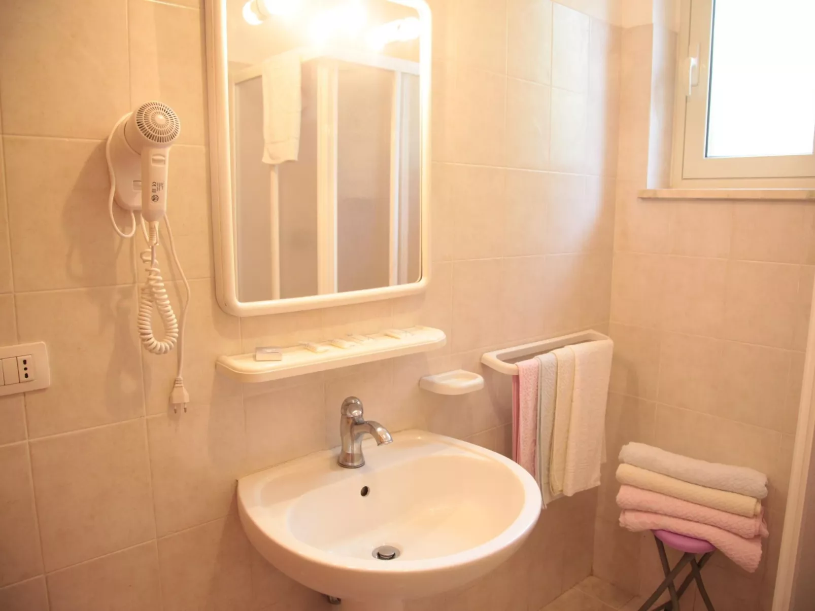 "Bilocale 4 pax"-Image-tags.info