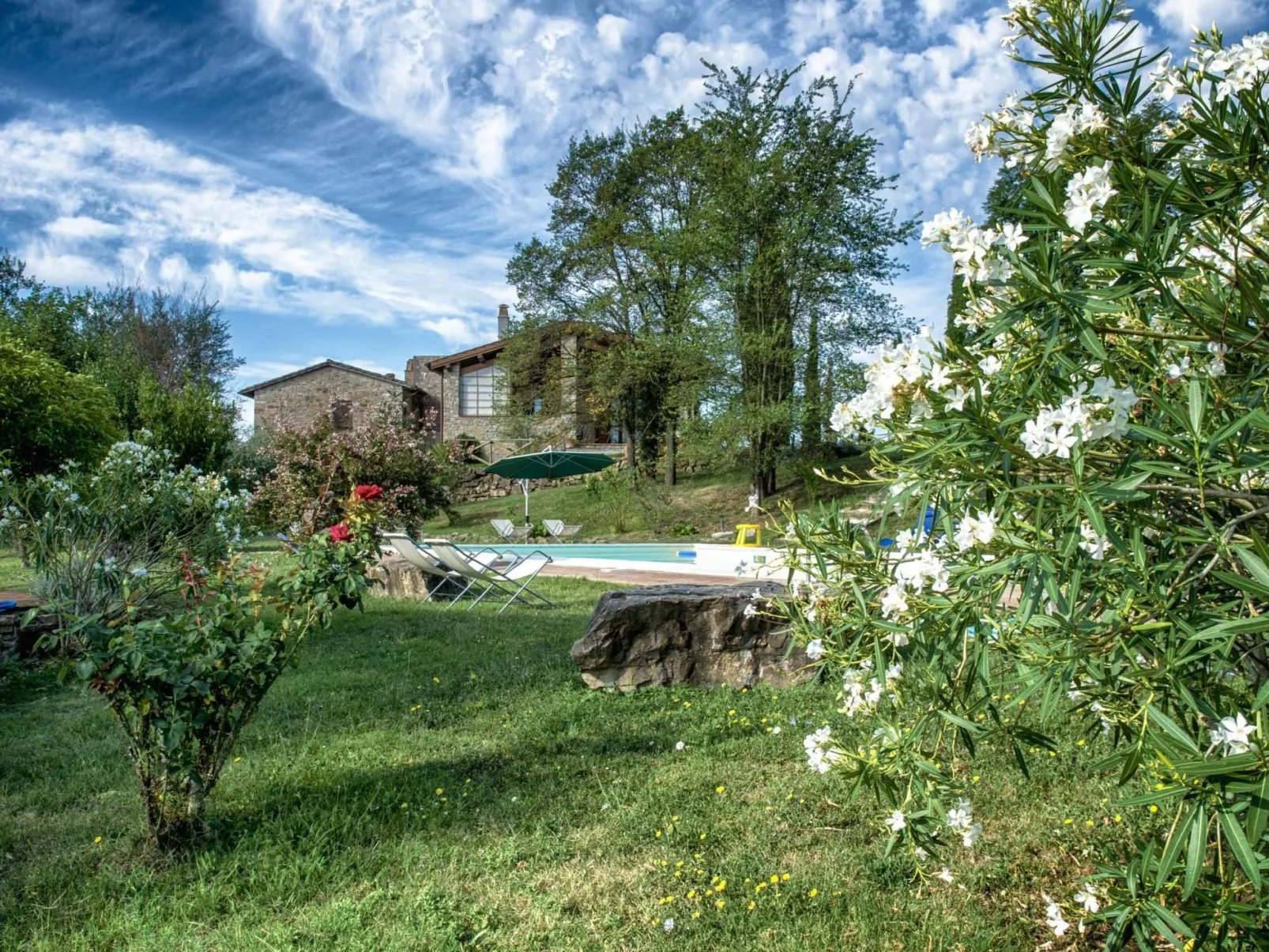 Das Walnusshaus-Buiten