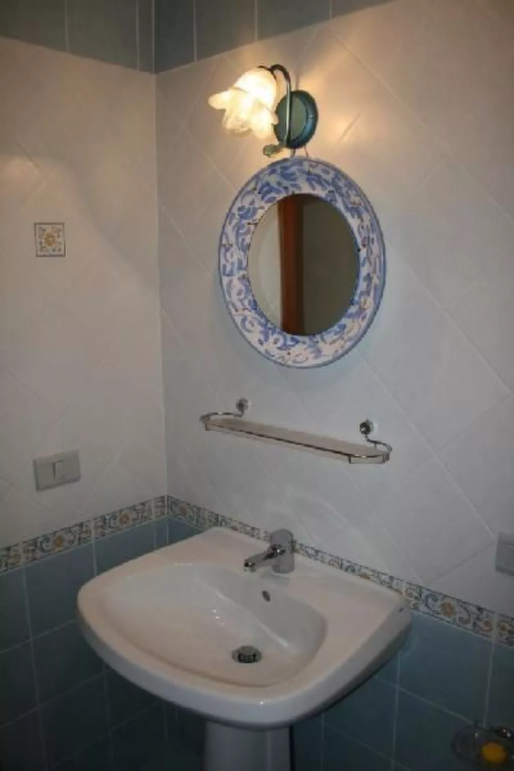 Villetta Helios-Image-tags.info