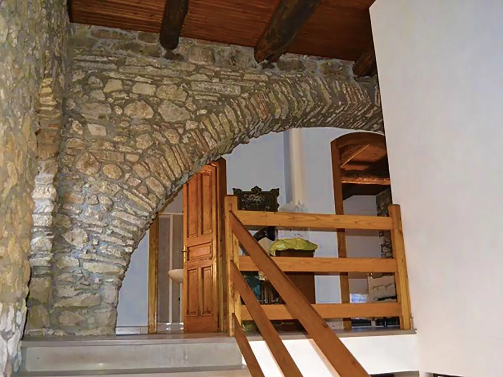 Steinhaus Cilento-Binnen