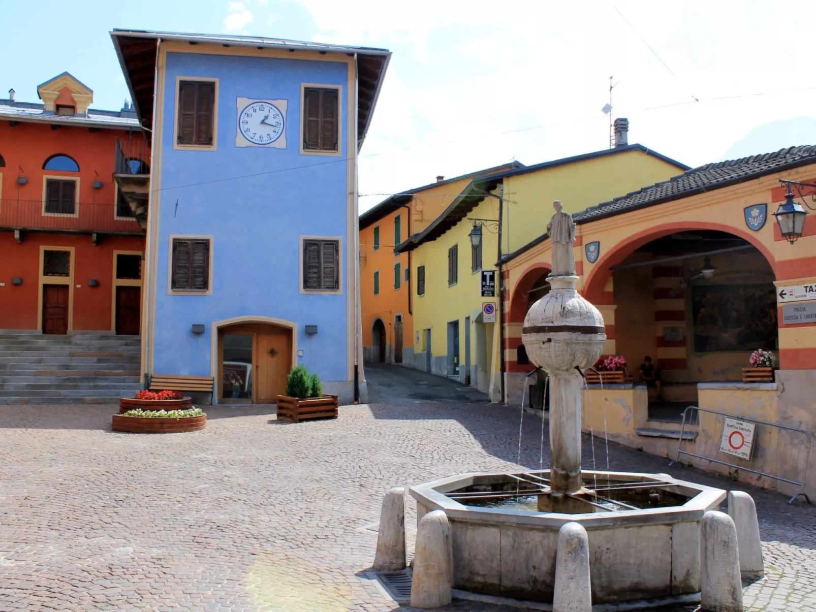 Für 4 Personen ca. 60 m&sup2; in Entracque, Piemont (Provinz Cuneo)-Buiten