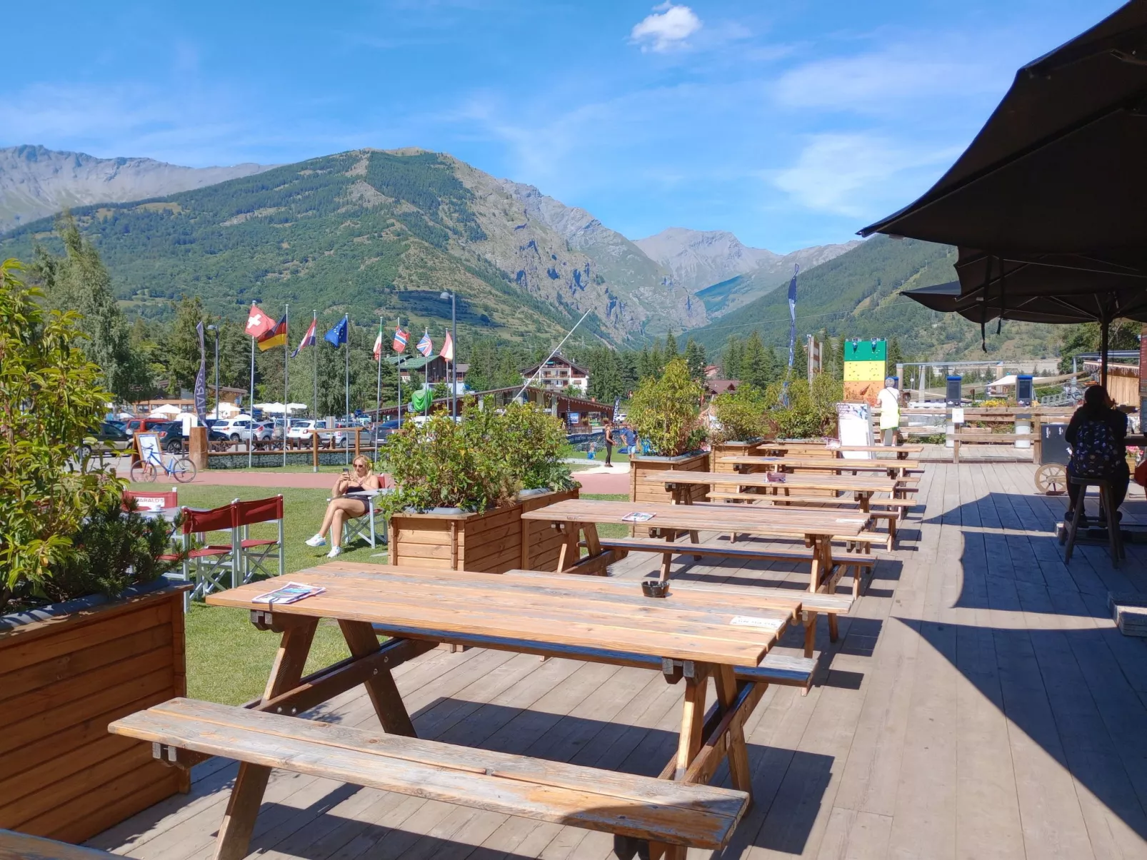 Mit Bergblick-Buiten