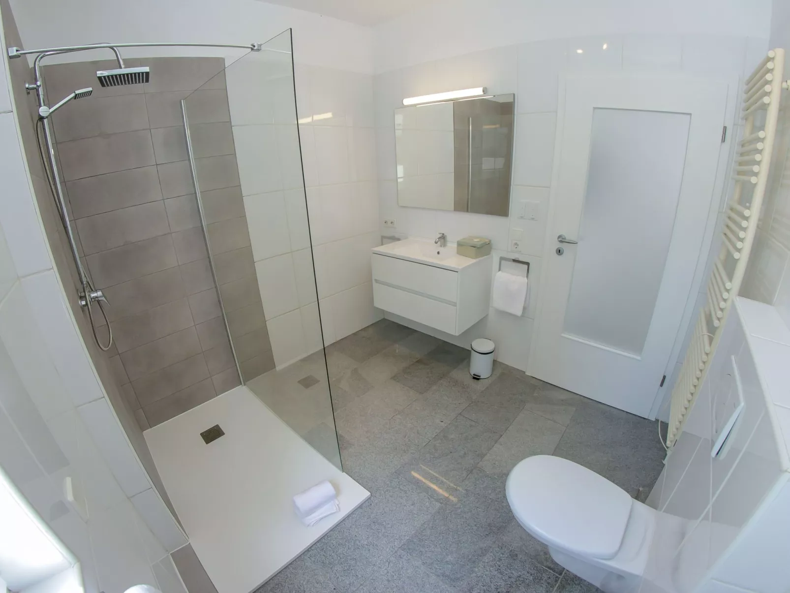 In Adeje mit privatem Pool-Binnen