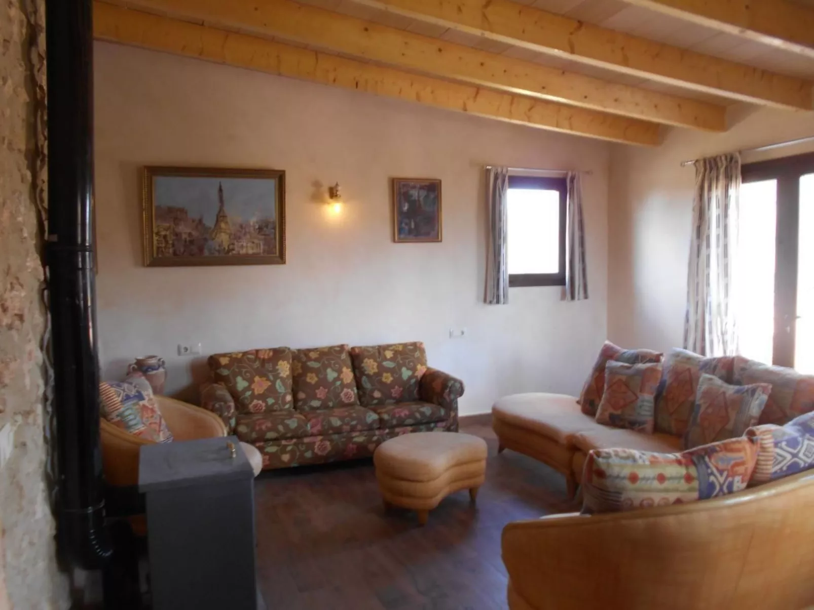 Freistehendes Landhaus mit Schwimmbad-Binnen