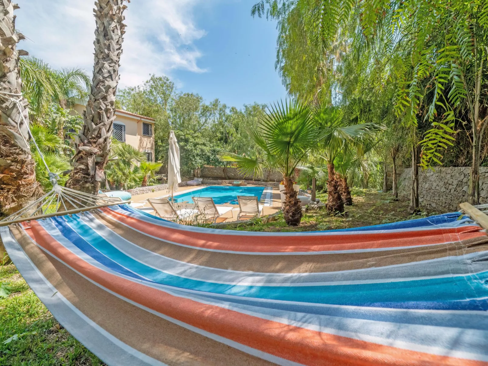 Gemütliches Haus in Carini mit privatem Pool-Buiten