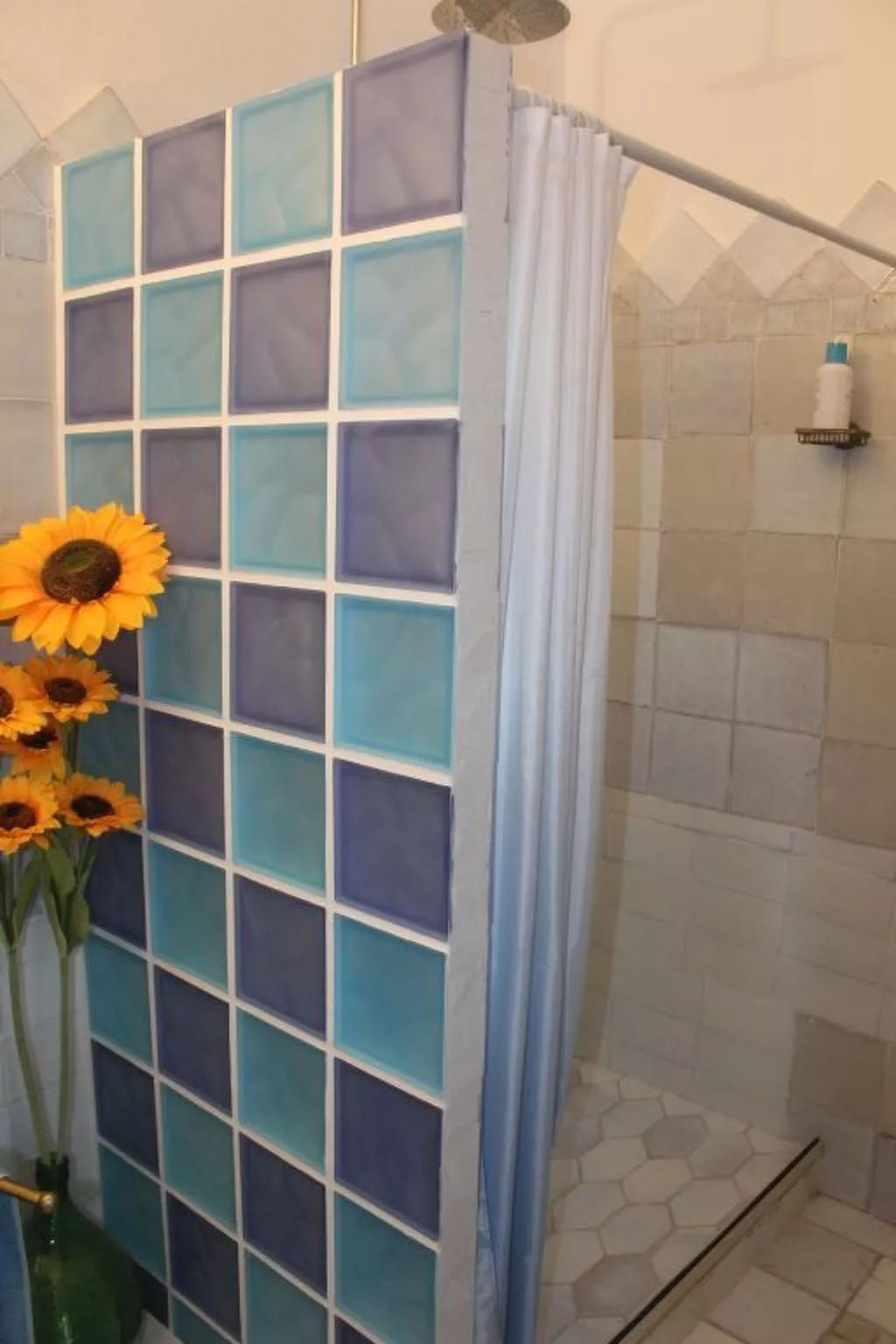 'Villa Lia' mit Wasserblick-Image-tags.info