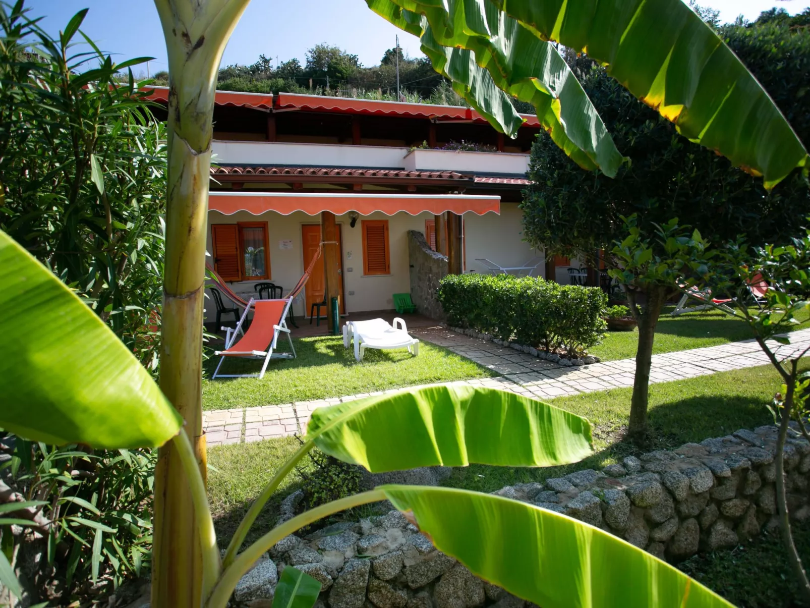 Komfortwohnung mit Garten - 70 m vom Meer entfernt-Image-tags.info