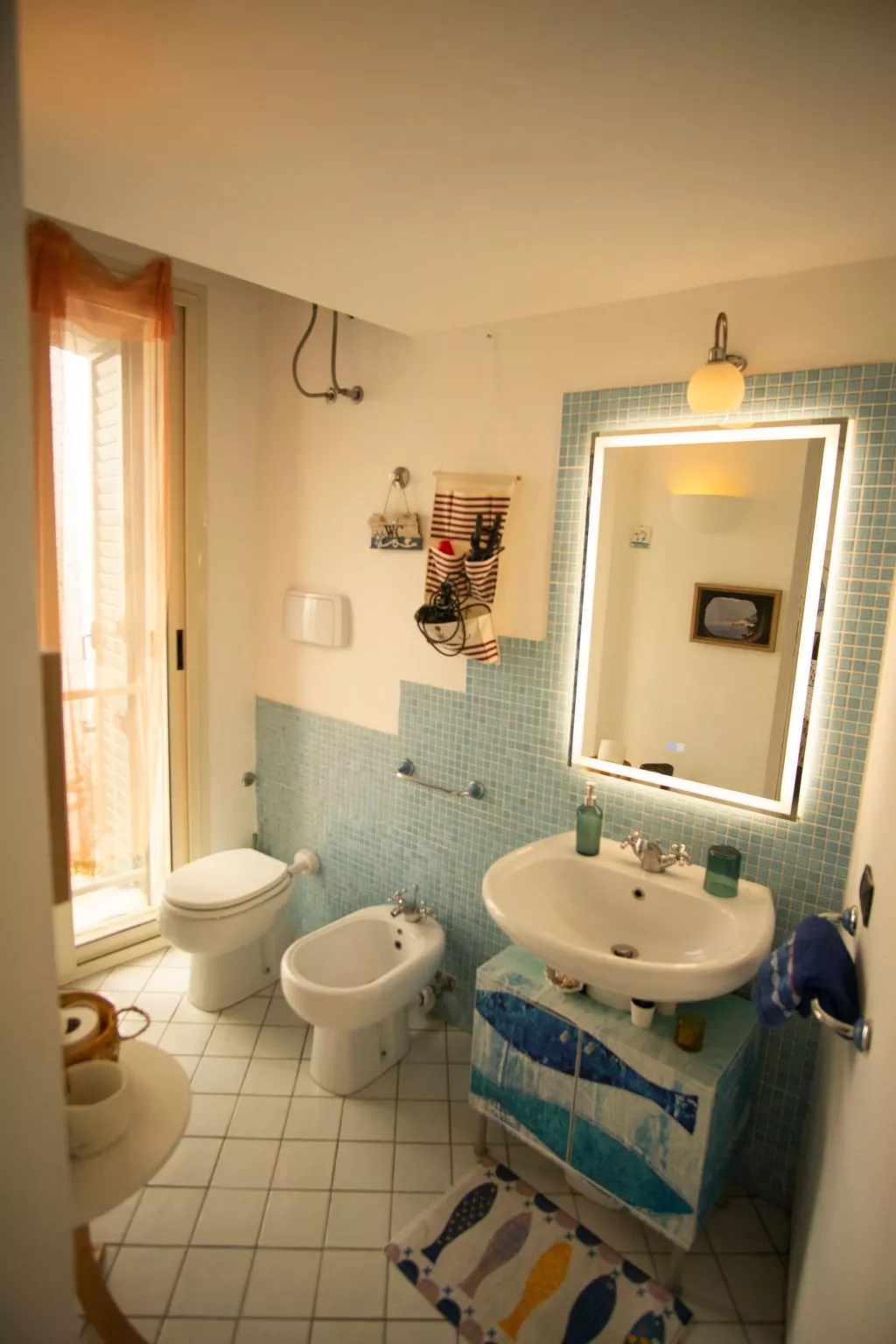 Villa auf einer natürlichen Klippe mit Blick auf das Meer, nur wenige Schritte-Binnen