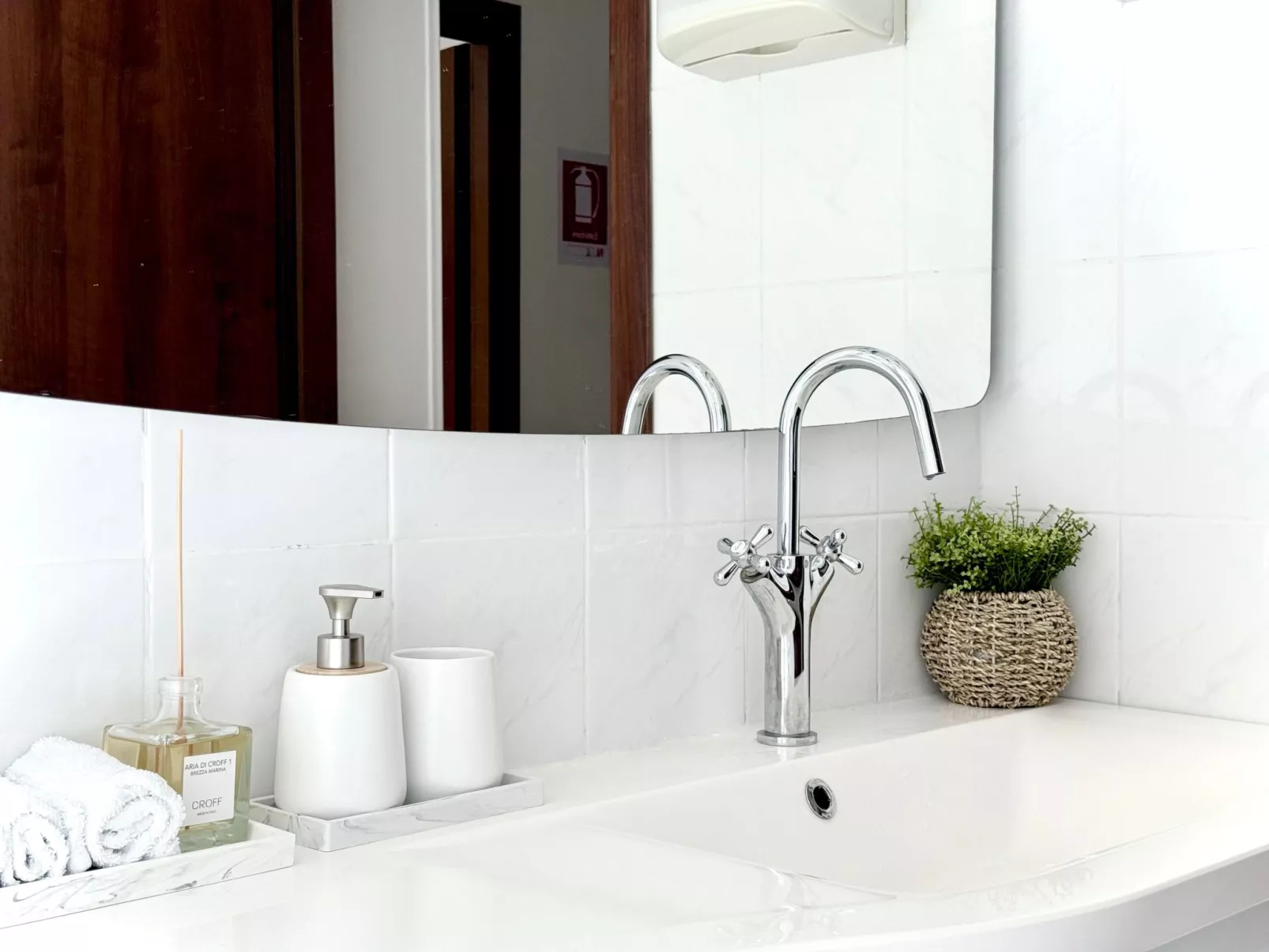 Roman Haven - Binnen