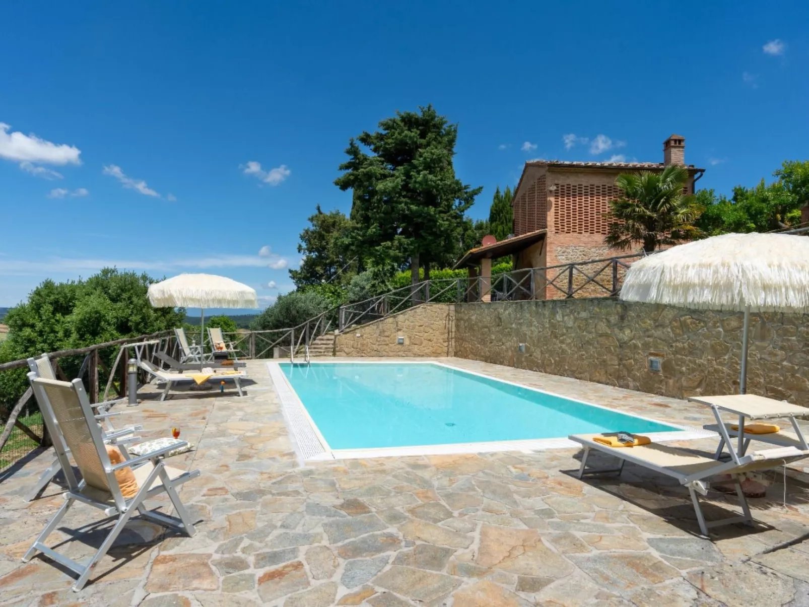 Villa Frantusina-Image-tags.info