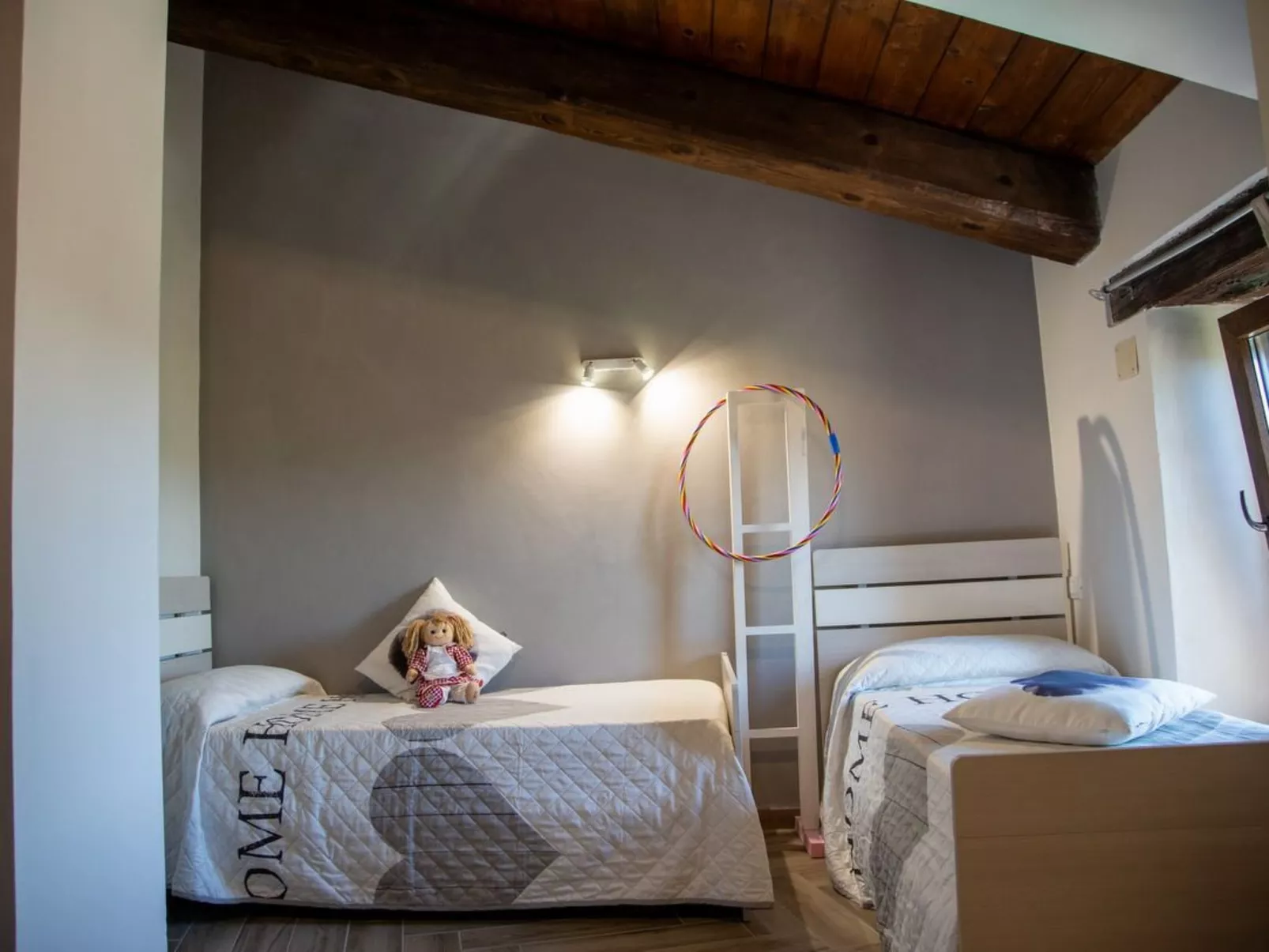 Villa mit privatem Pool in der Nähe des Dorfes-Binnen