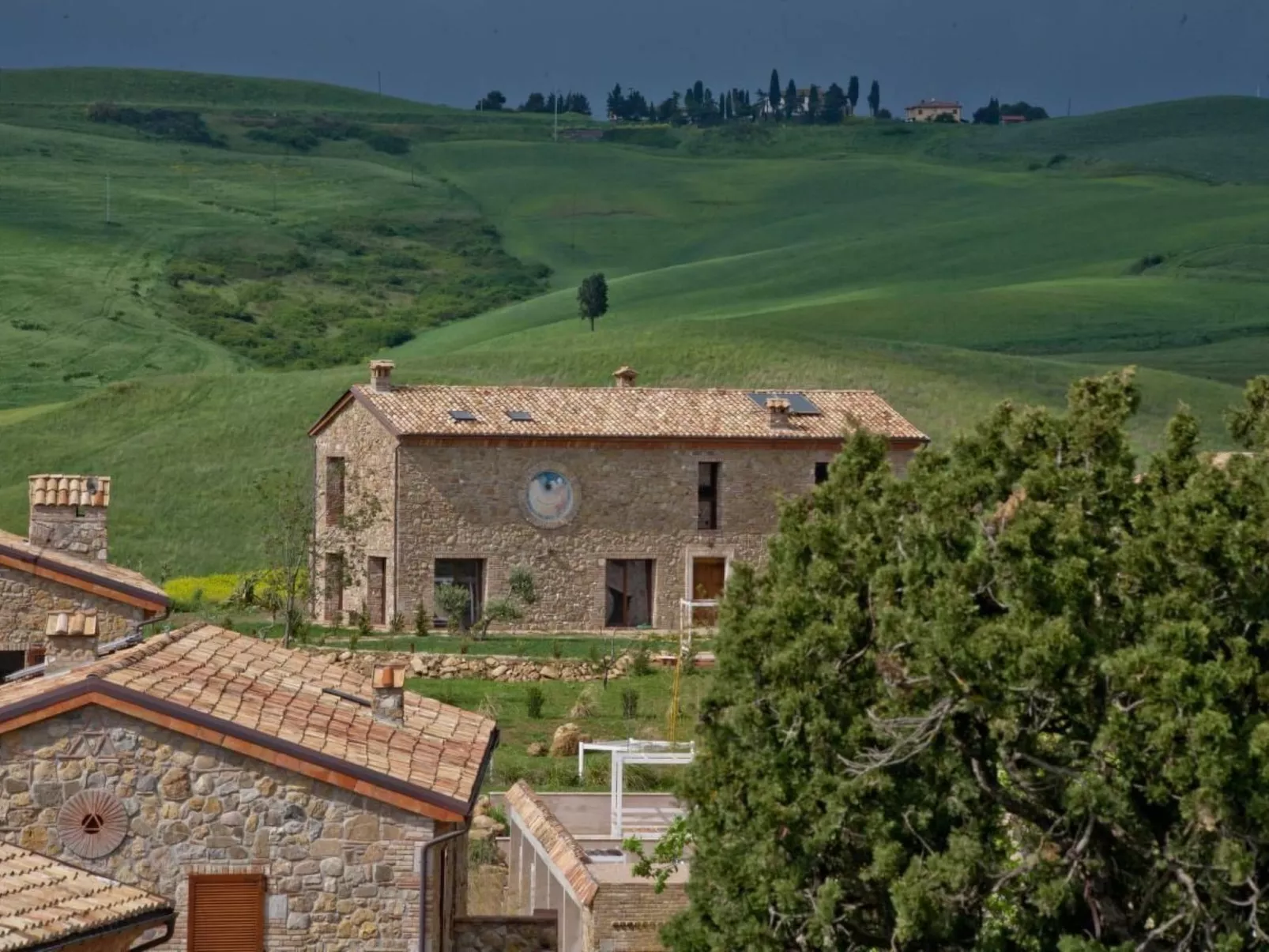 "Villa VII tempo" mit gemeinschaftlichem Pool-Buiten