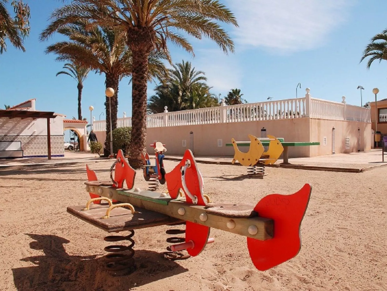 EDF. ESTRELLA 17-Buiten