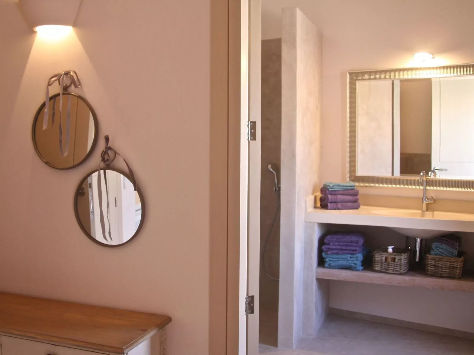 Casa Luna-Image-tags.info