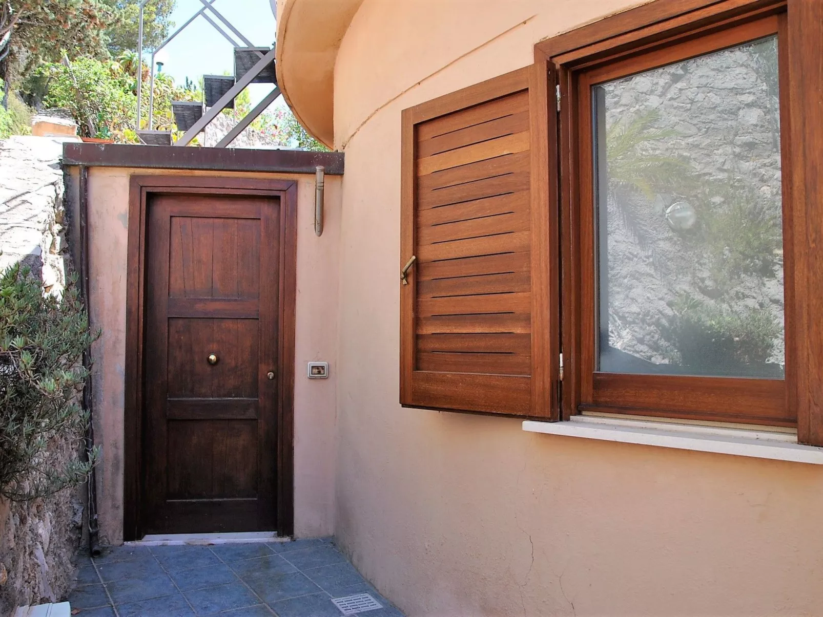 Haus in Sperlonga mit Terrasse und Grill-Image-tags.info