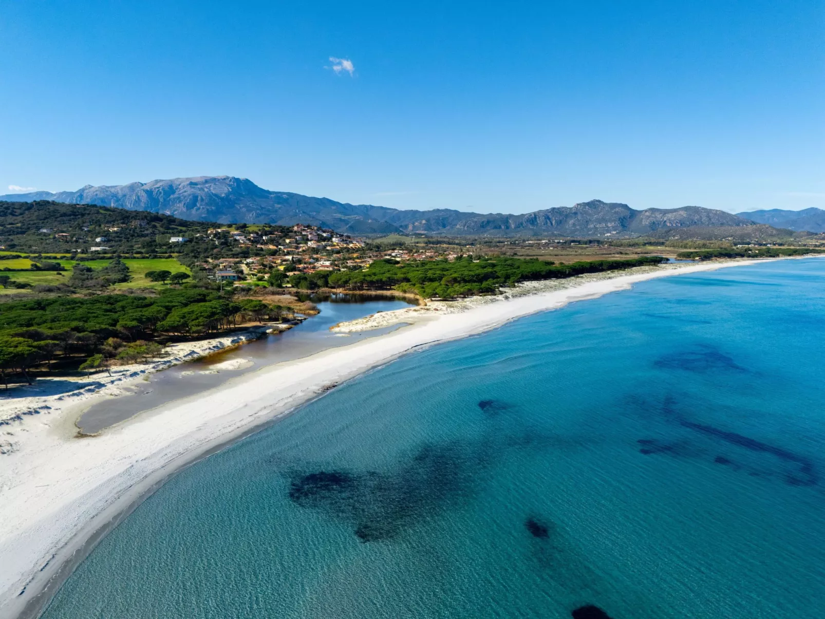 Entos La Caletta-Binnen