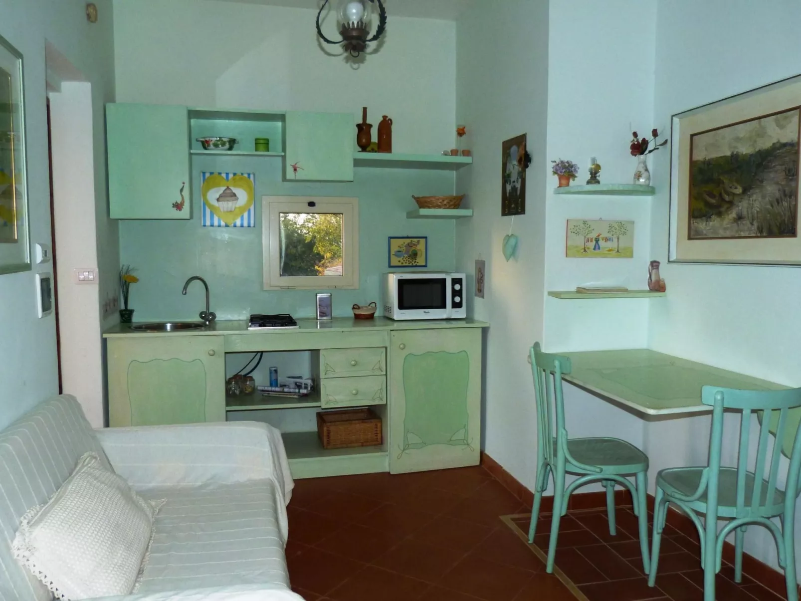 Altes Landhaus mit Schwimmbad und viel Grün-Binnen