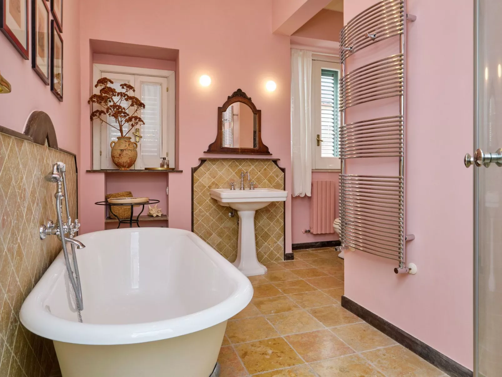 'Sette Cappelli-Image-tags.info