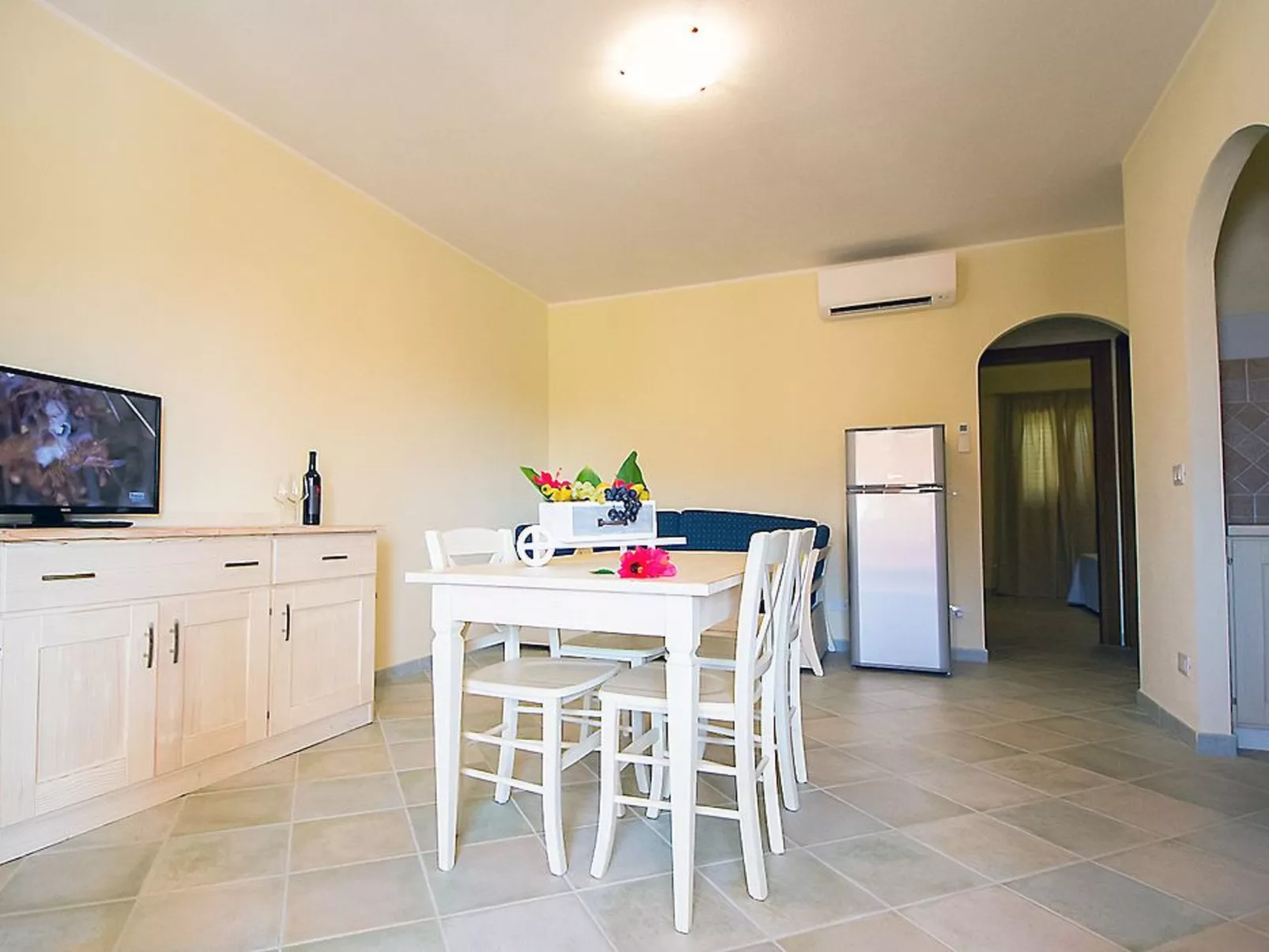 Apt. Orosei 1B, mit gemeinsamem Schwimmbad-Binnen