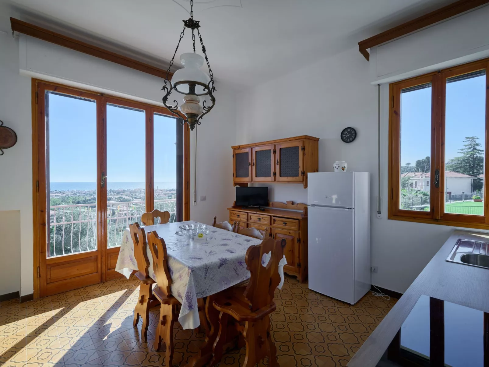 Villa Camilla Wohnung Terrasse-Binnen