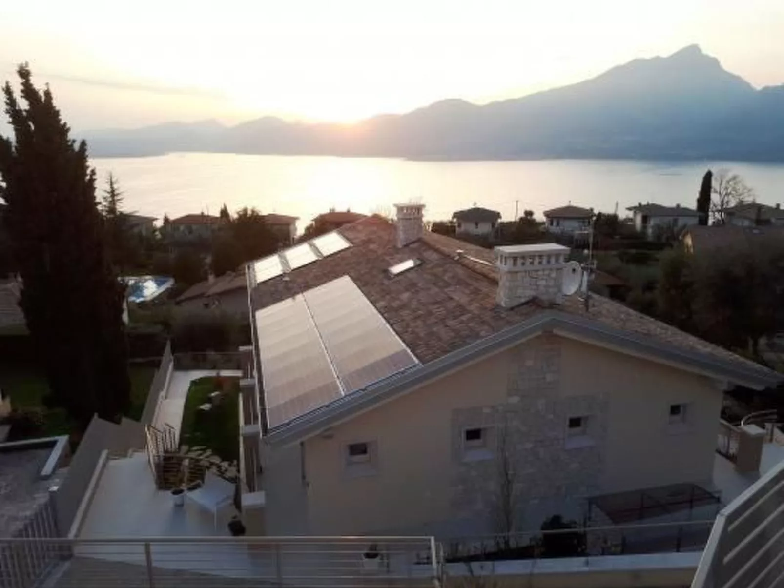 Flacher Sonnenuntergang-Image-tags.info