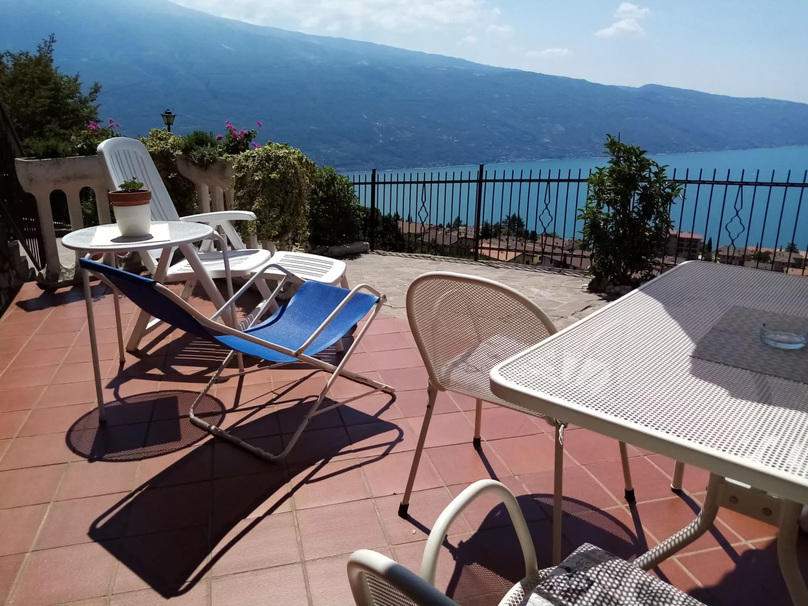 Wohnung 'Stella del Garda' - Buiten