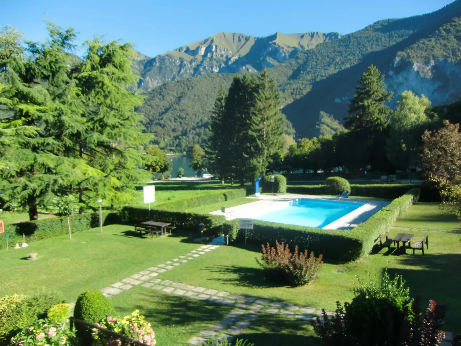 Wohnung mit Pool in der Nähe des Sees-Buiten