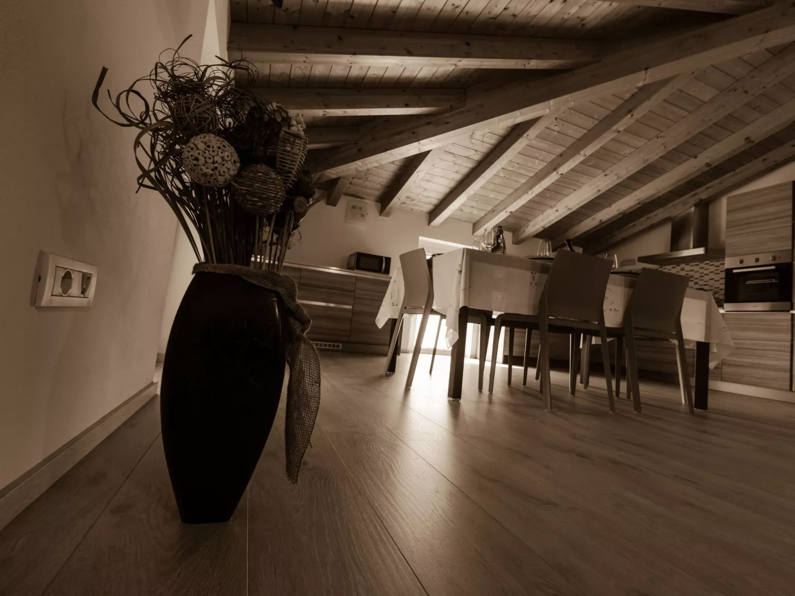 Ferienvilla 'Perla del Lago' mit privatem Pool-Image-tags.info