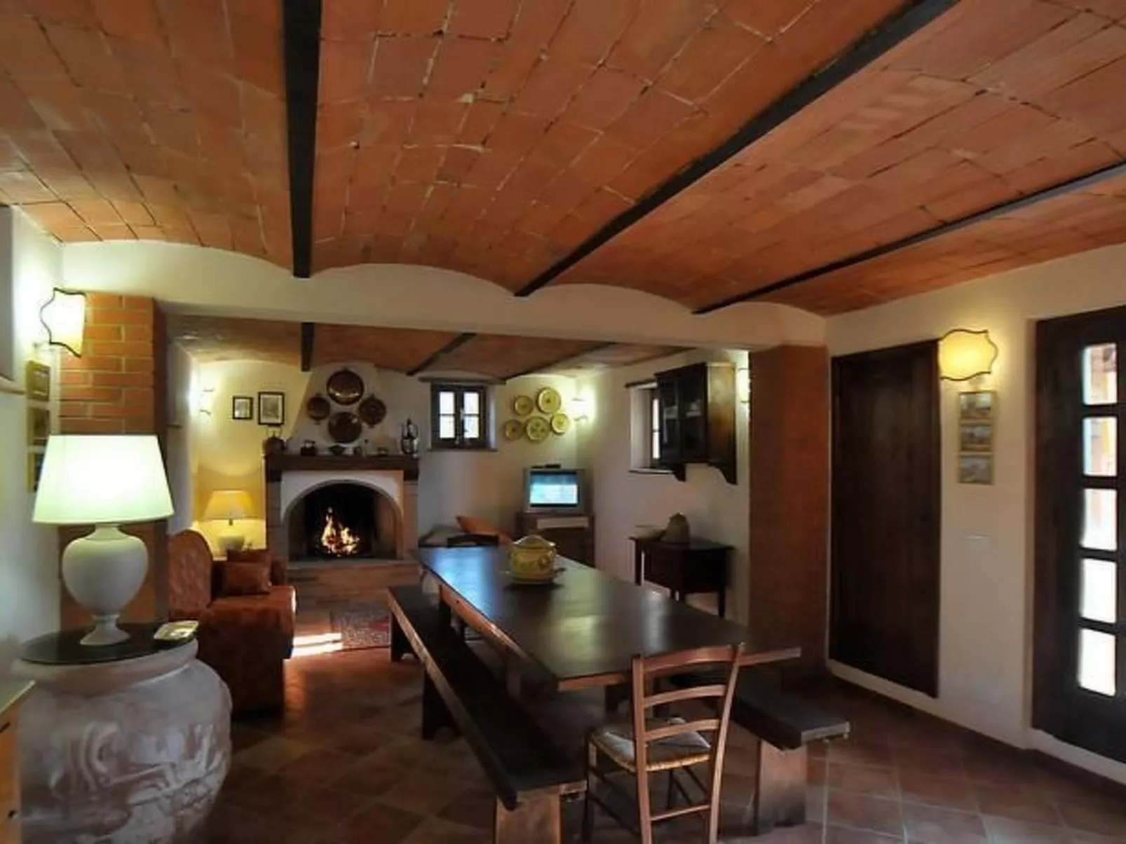 'La Capanne' mit privatem Balkon-Binnen