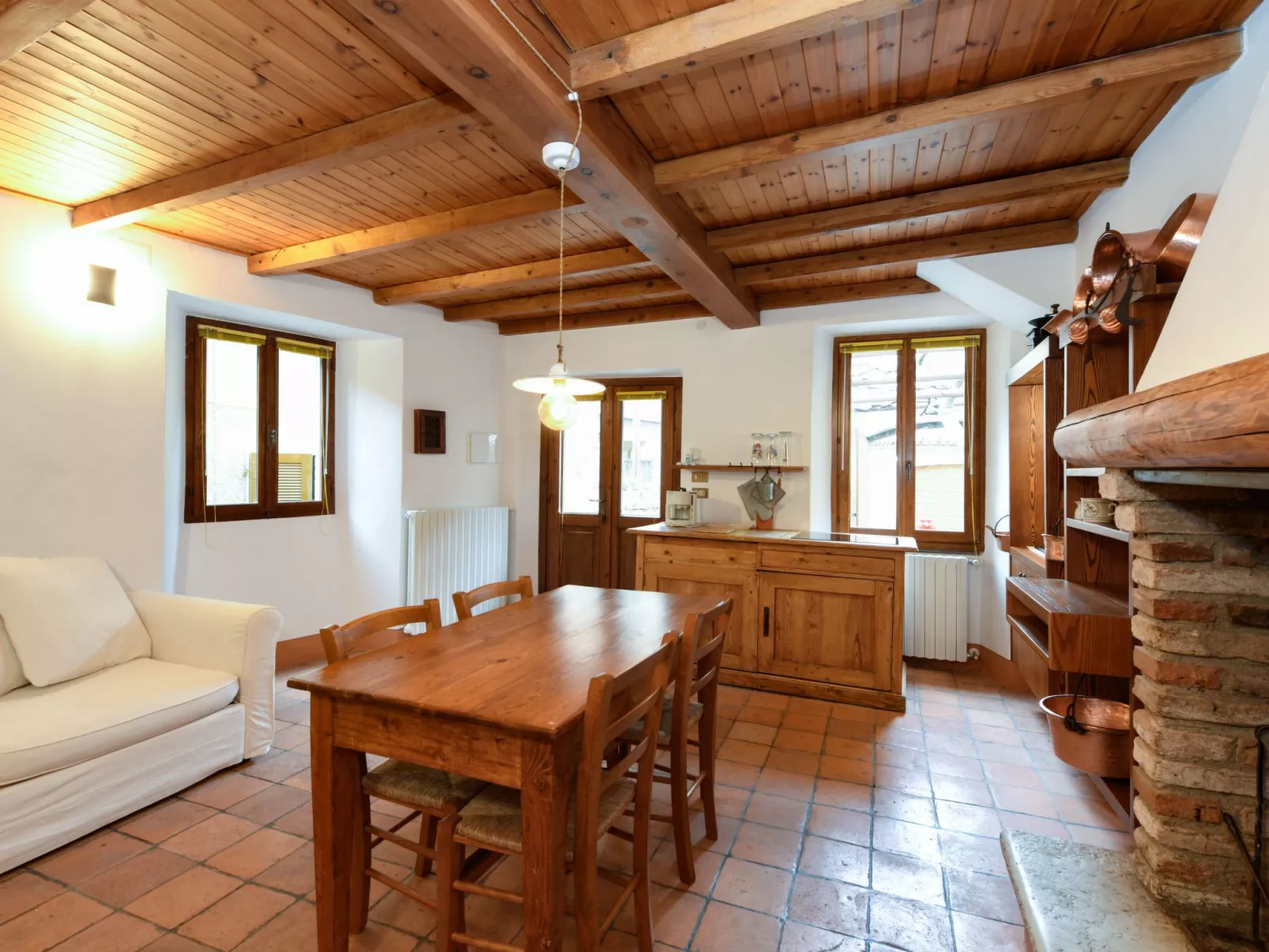 Wohnung Taverne-Binnen