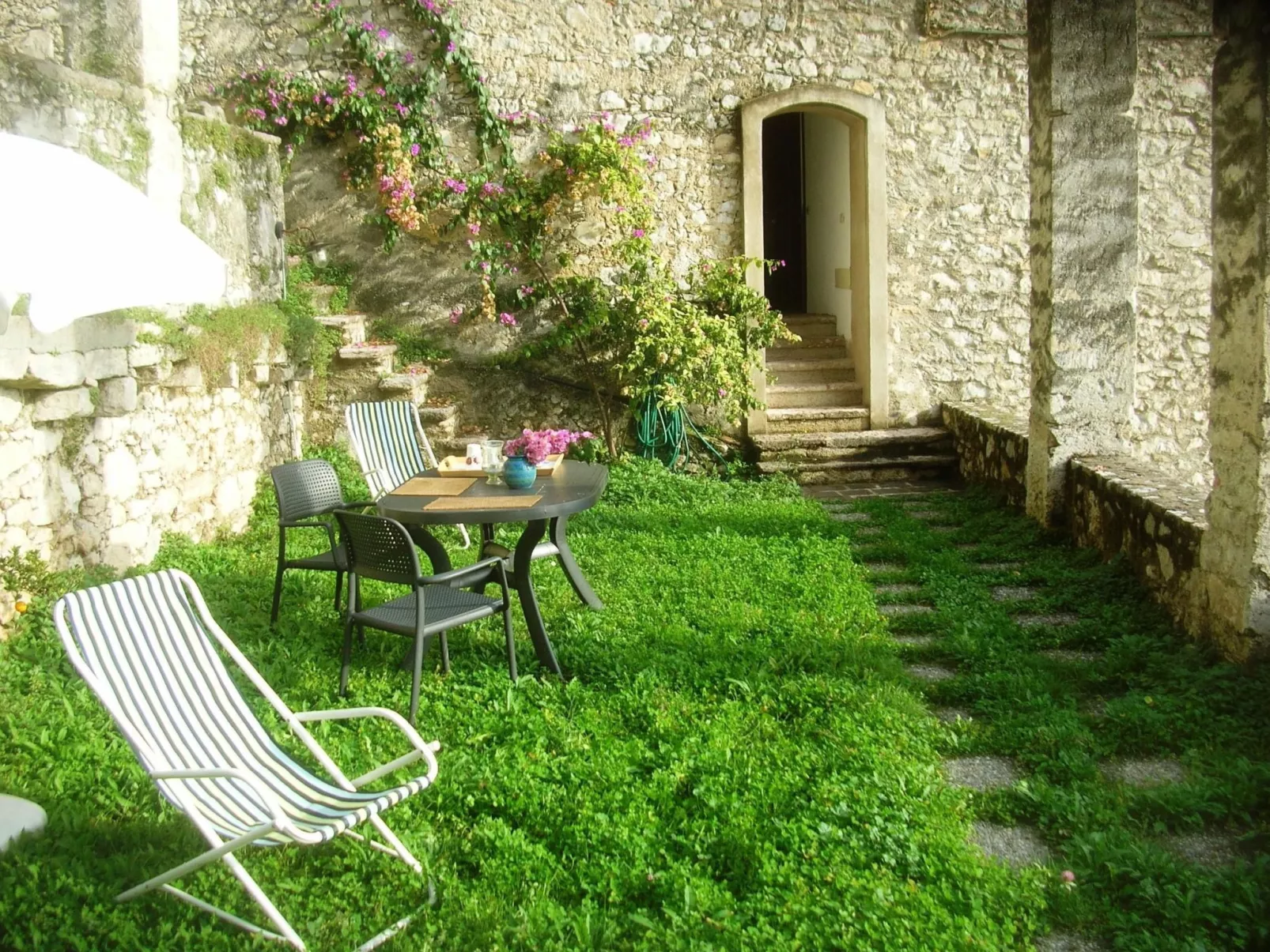 Calamondino Studio Sonne, Entspannung und Seeblick-Image-tags.info