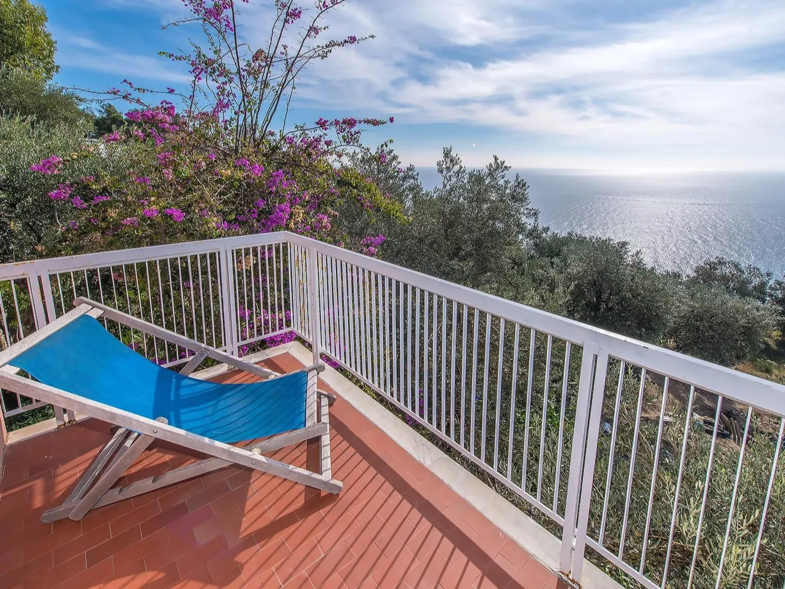 Wohnung mit Parkplatz und Panoramablick-Image-tags.info