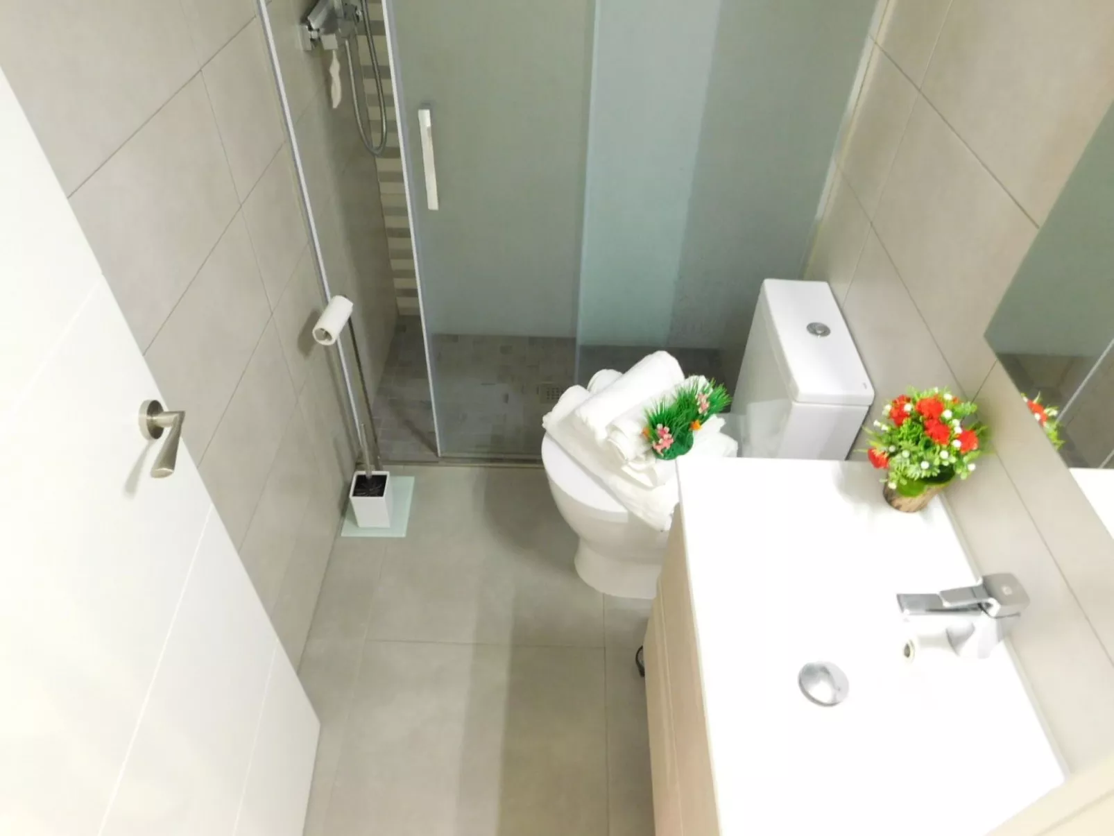 Appartement in Roses mit Großer Terrasse und Meerblick-Binnen