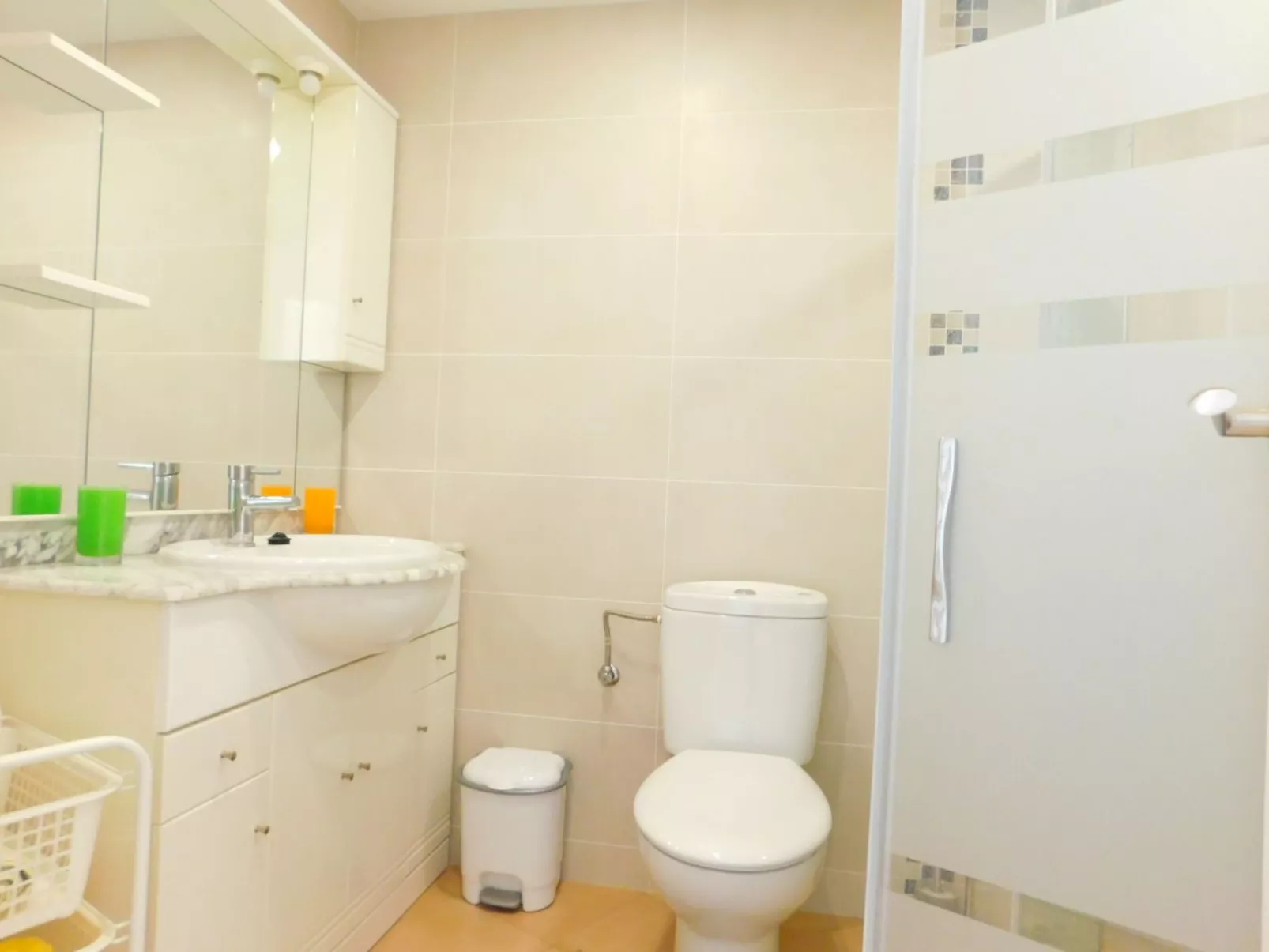 Mit großer Terrasse und Parkplatz in Salatar, Roses-Binnen