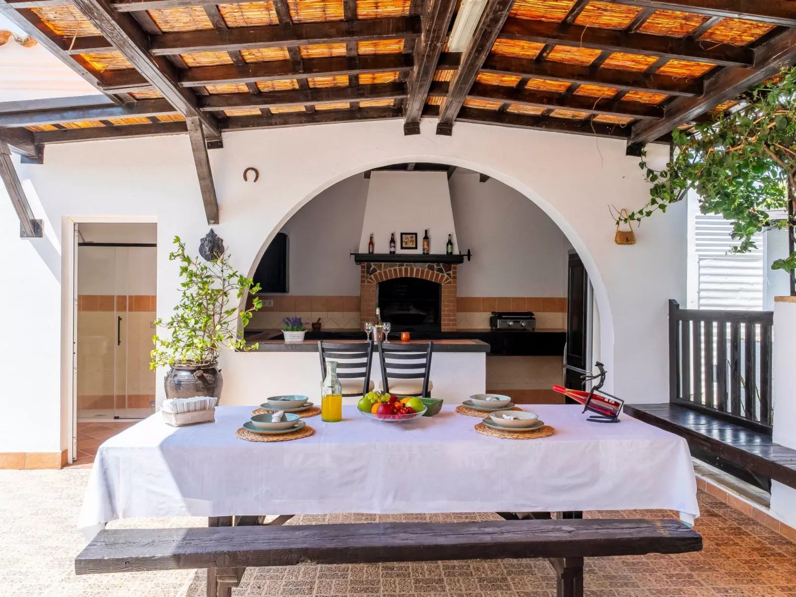 Ländliches Haus La Perla-Buiten