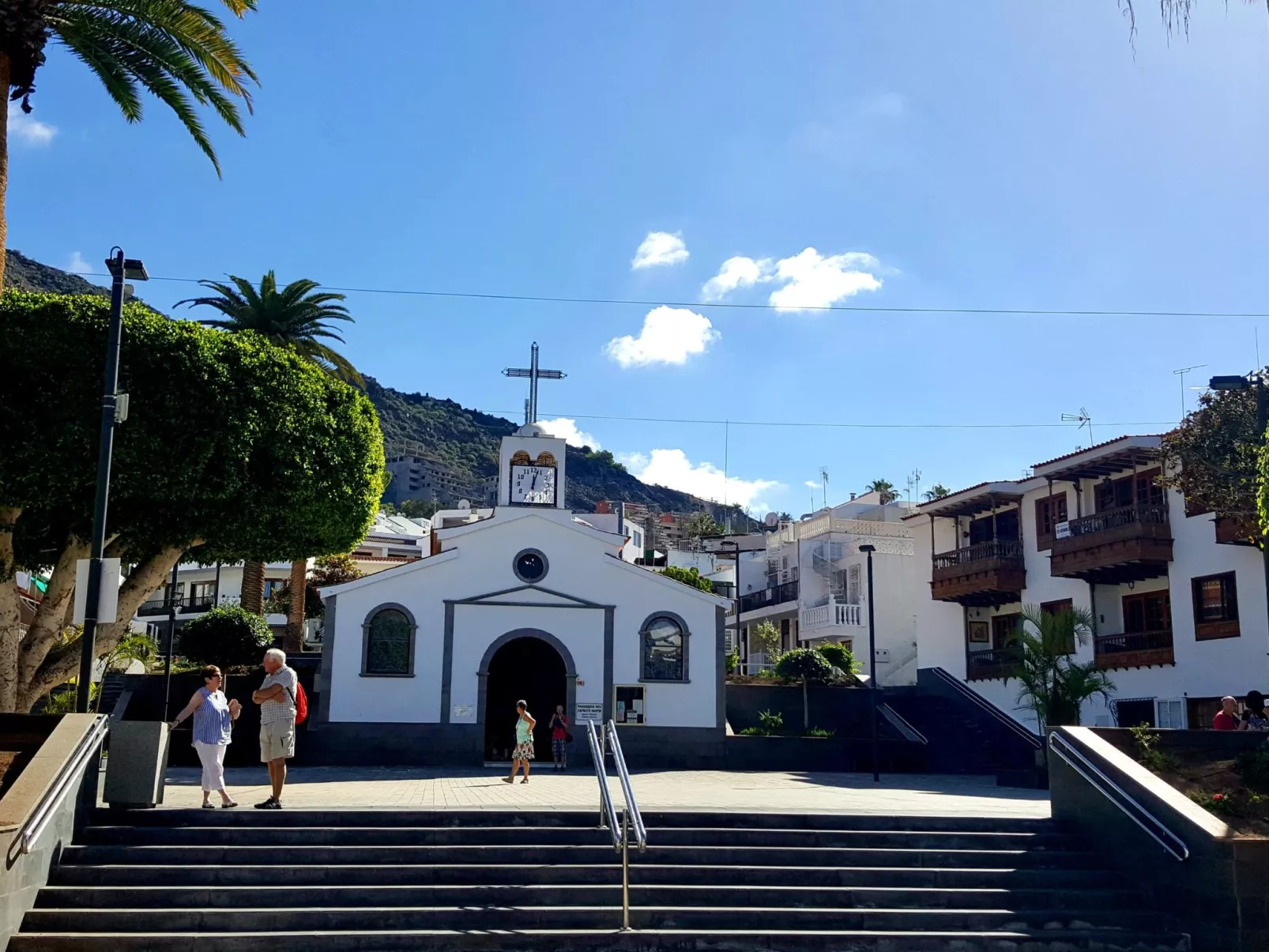 Wohnung mit Aussicht auf Meer und Klippen-Image-tags.info