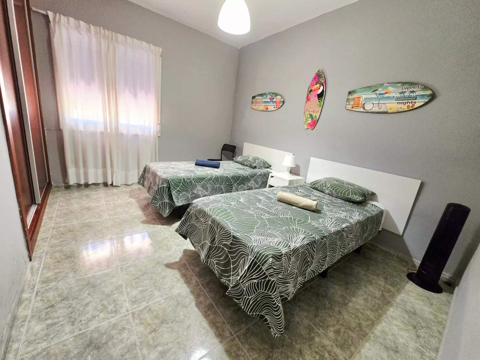 Haus mit Wifi und Terrasse direkt am Strand-Binnen