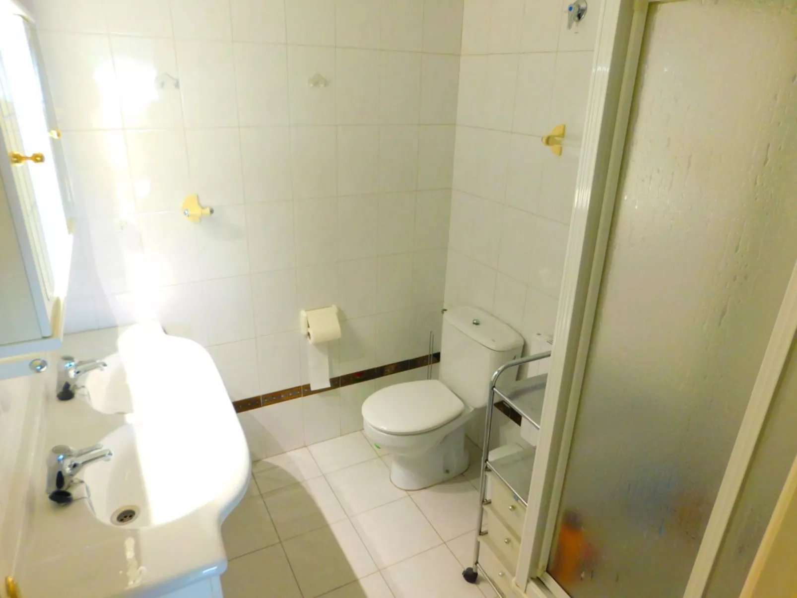 Ferienvermietung Penthouse mit schöner Terrasse 200m vom Strand Salatar, Roses-Binnen