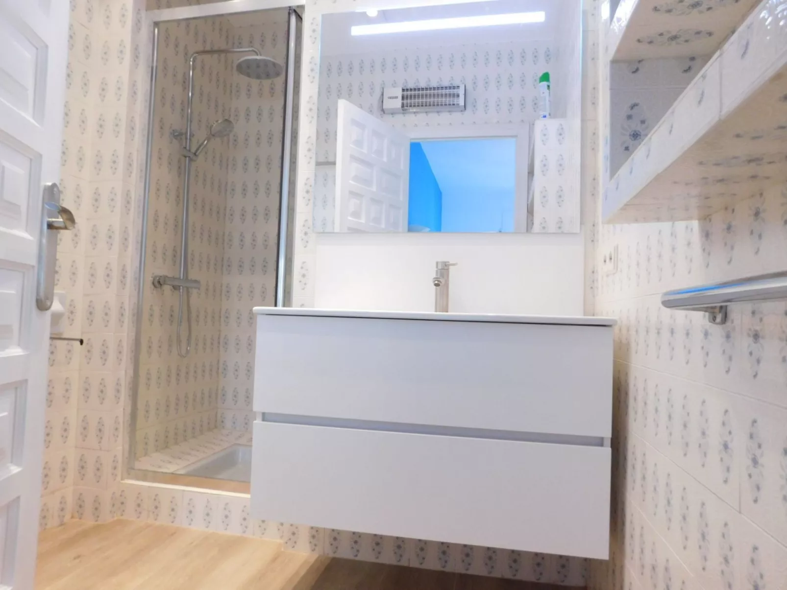 Mit einzigartigem Meerblick - Image-tags.info