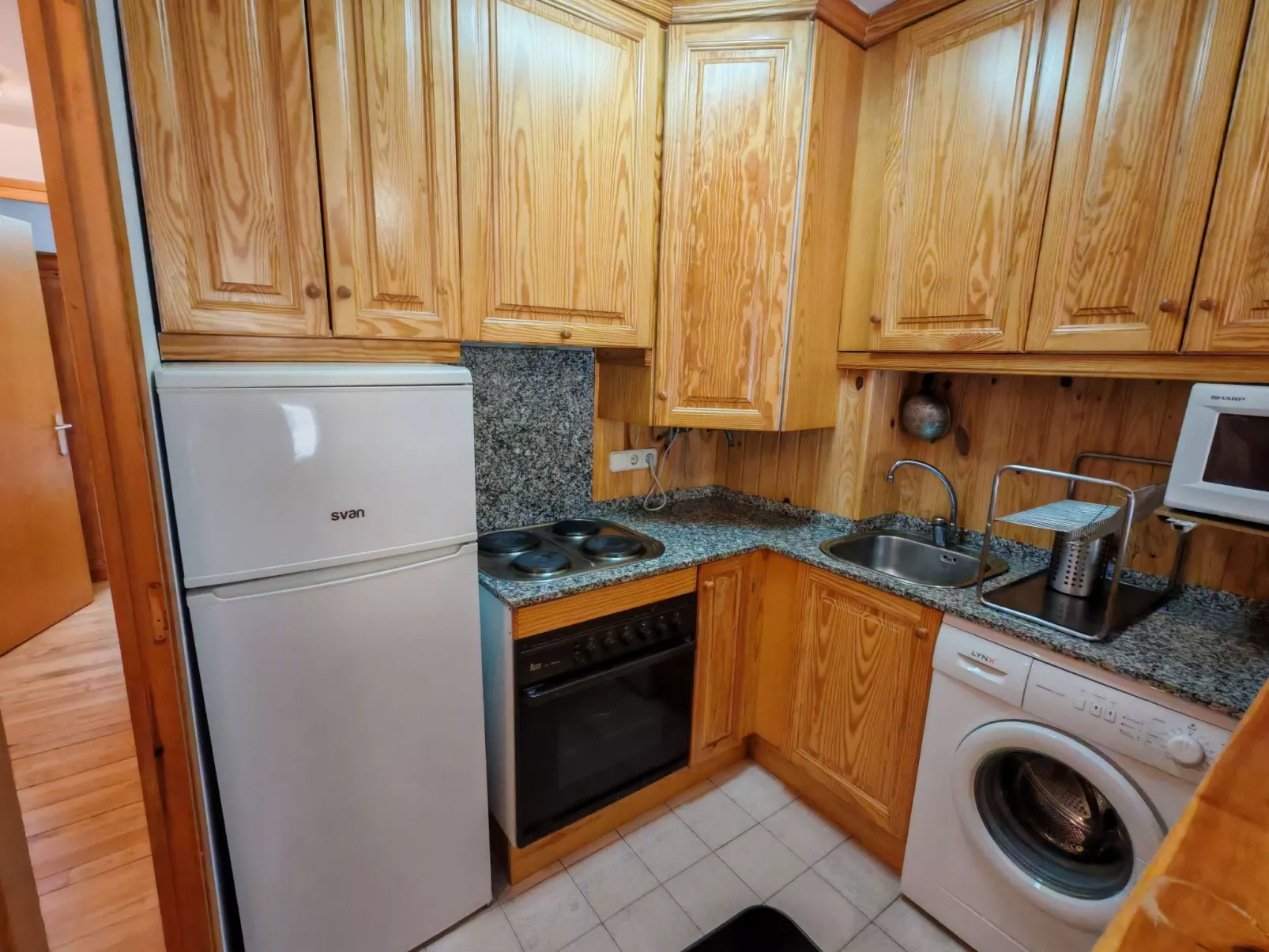 Wohnung Besiberri 3 befindet sich im Erdgeschoss mit Terrasse Vall de Boí-Binnen