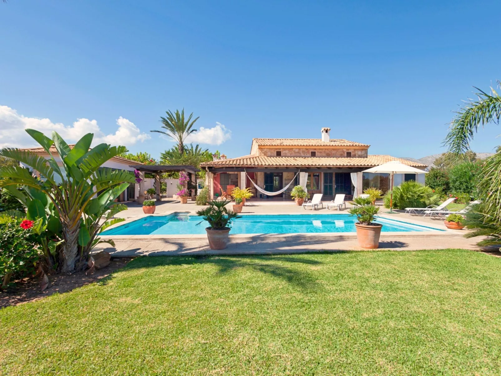 Villa 'Aumadrava Gran - Buiten