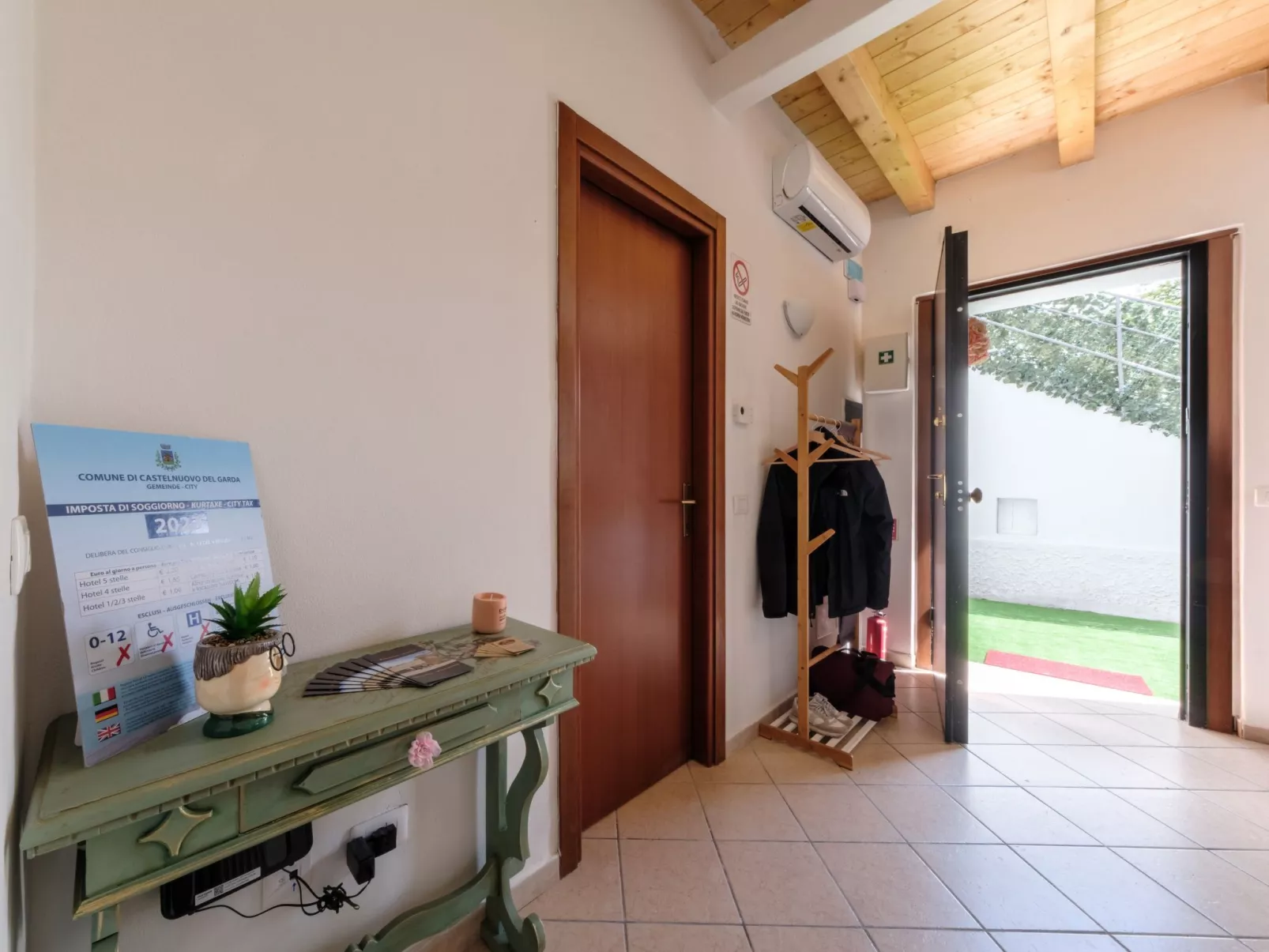 Gardaland bei Holiday World-Binnen