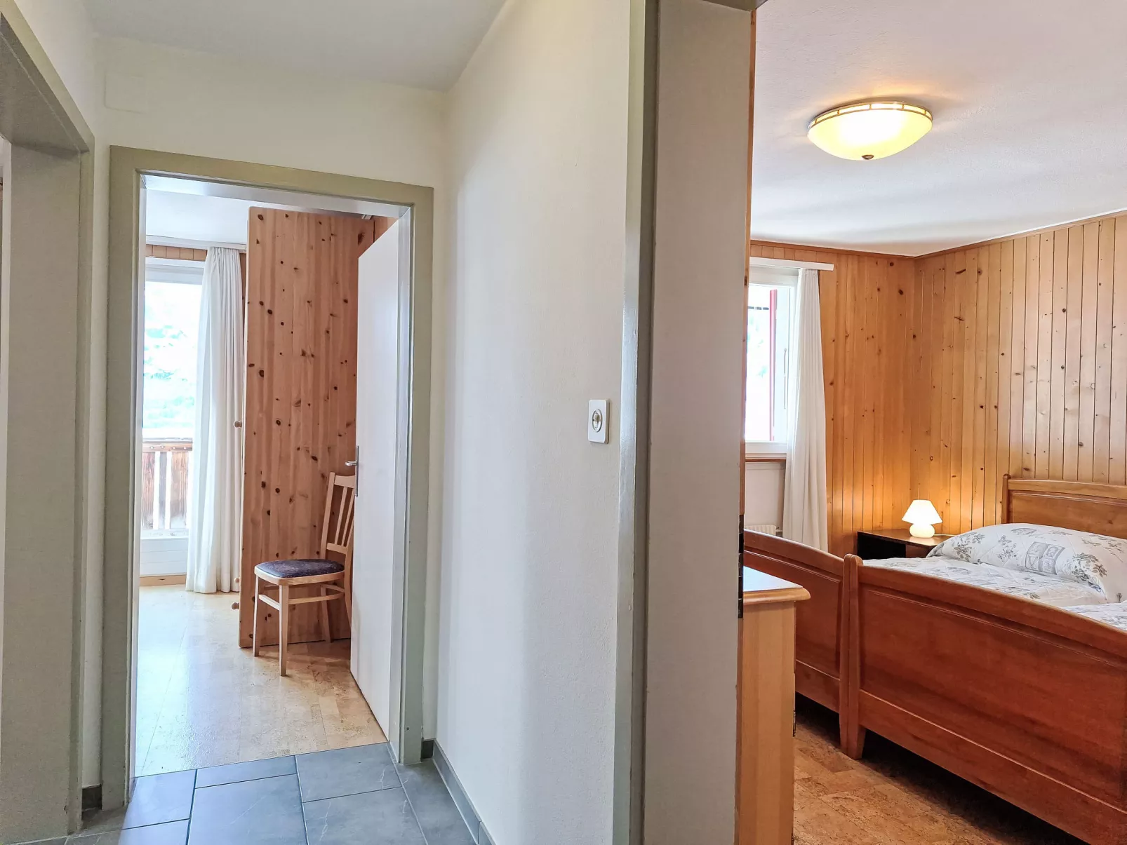 Chalet Shangri La-Binnen